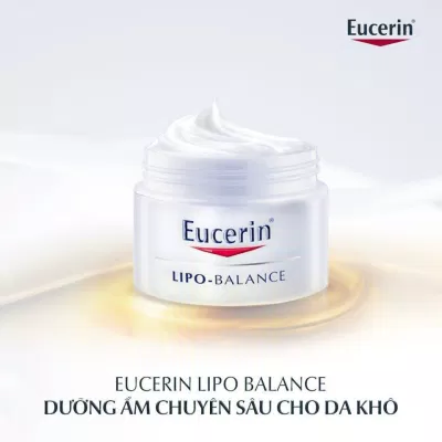 Kem dưỡng ẩm Eucerin Lip Balance chuyên dưỡng ẩm sâu cho da khô nhạy cảm. (Nguồn: Internet)