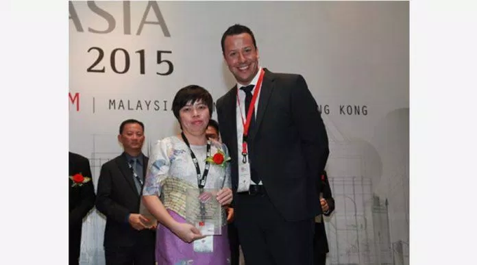 Năm 2015, vinh dự được nhận giải thưởng BCI Asia Awards 2015 (Nguồn: Internet)