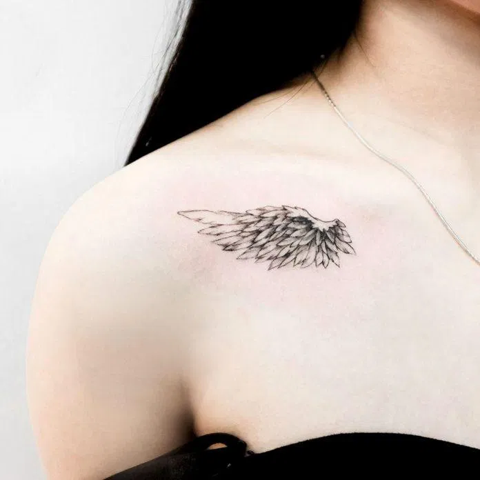 Hình xăm đẹp trên vai. (Ảnh: Nguyễn Thị Hải Hà) Hình xăm đẹp trên vai. (Ảnh: Nguyễn Thị Hải Hà)