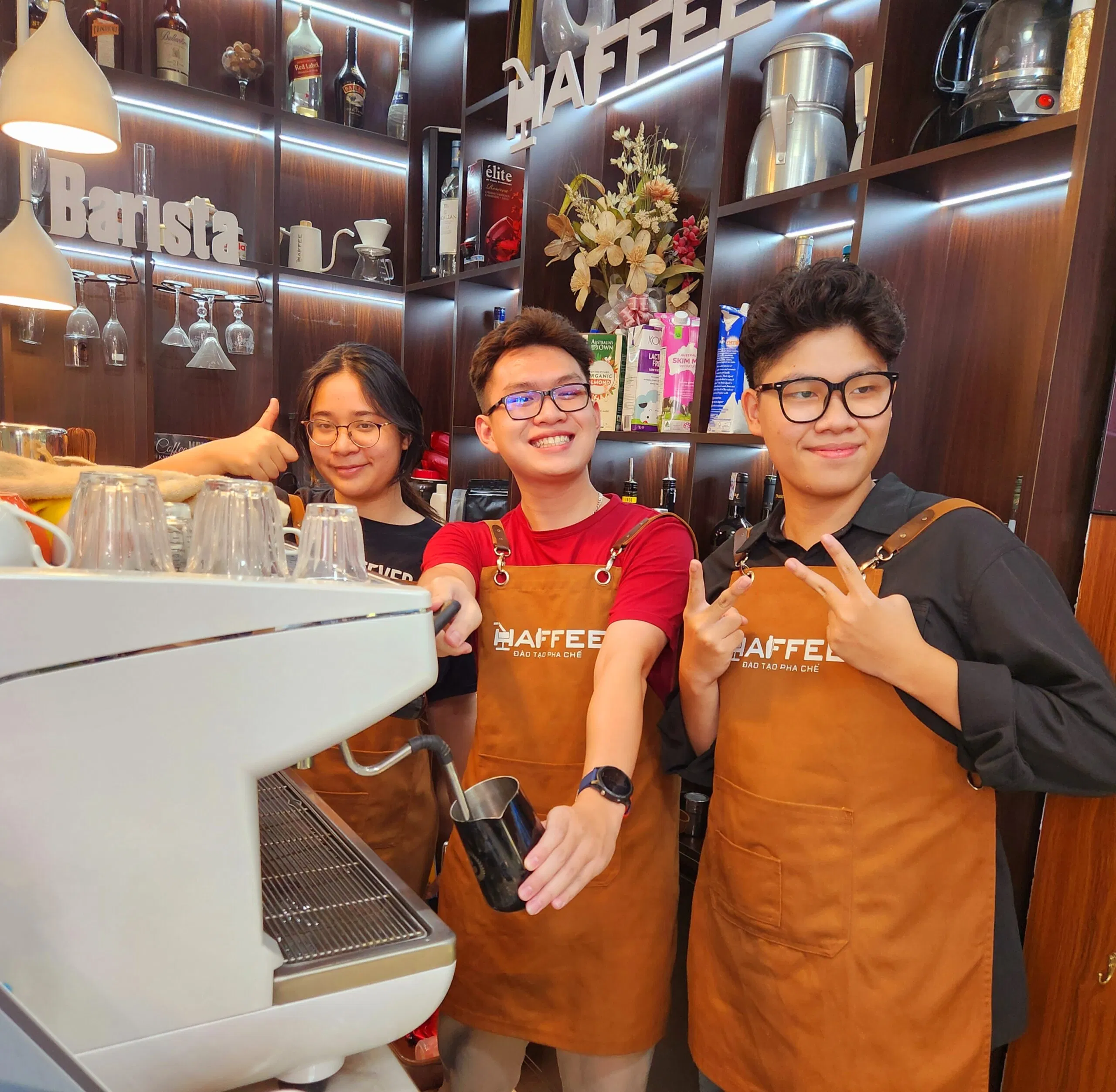 Mỗi buổi học các học viên đều cảm nhận được không khí háo hức và tràn đầy nhiệt huyết.