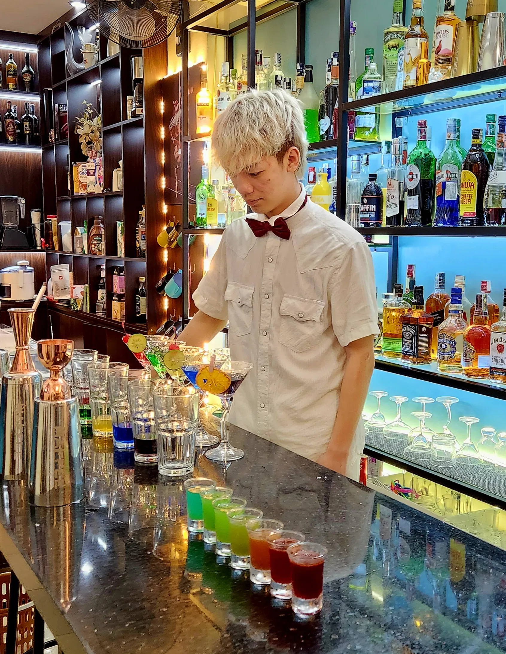 Haffee Drinks Training chuyên đào tạo bartender chuyên nghiệp và các khóa tổng hợp mở quán.