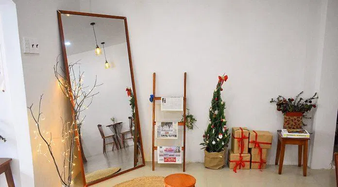 Góc bên trong quán cũng vô cùng dễ thương này (ảnh: