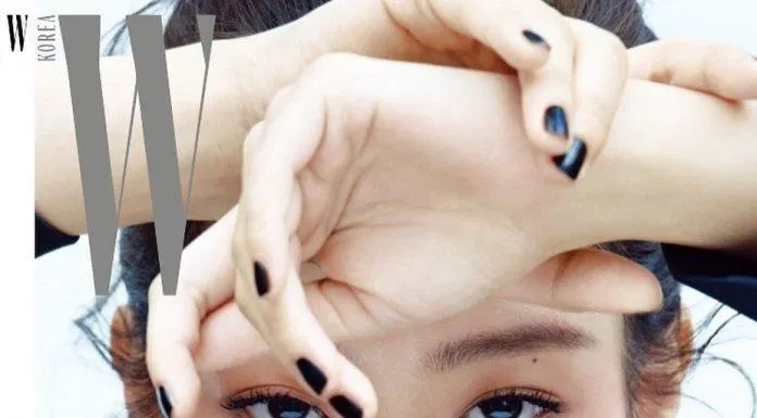 Jennie trên W số tháng 2 cùng Hera (Nguồn: Internet)