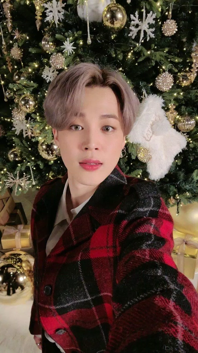 BTS Jimin tặng quà Giáng Sinh cho fan với lời nhắn ấm áp và ...