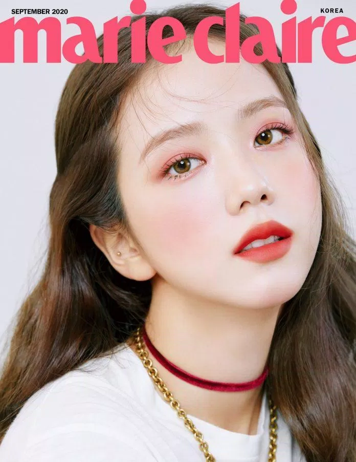 Jisoo cùng Dior Makeup số kim cửu tháng 9 trên Marie Claire (Nguồn: Internet). Jisoo cùng Dior Makeup số kim cửu tháng 9 trên Marie Claire (Nguồn: Internet).