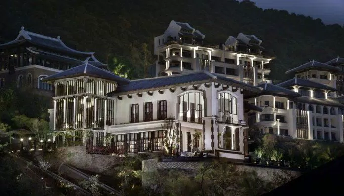 Toàn cảnh nhà hàng La Maison 1888 nhìn từ bên ngoài (Ảnh: Internet). Toàn cảnh nhà hàng La Maison 1888 nhìn từ bên ngoài (Ảnh: Internet).