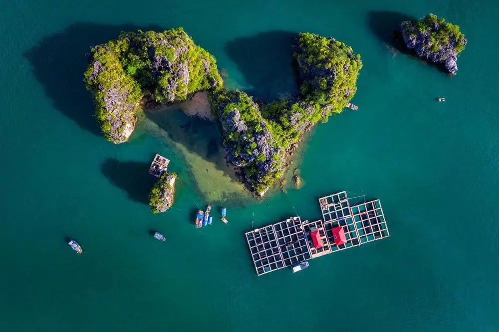 Làng chài Cửa Vạn từng được bình chọn là một trong 16 ngôi làng đẹp nhất thế giới. (Ảnh: Internet)