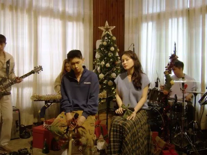 Một cảnh trong MV For You (Ảnh: Internet)
