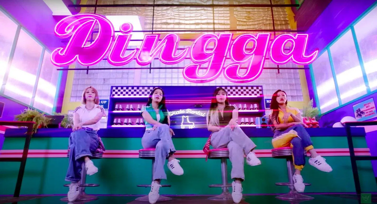 “Dingga” - MAMAMOO (ảnh: internet)
