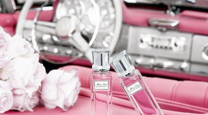 Nước hoa dạng lăn khá mới mẻ được Dior giới thiệu đến công chúng vào năm 2018 (Nguồn: Internet).