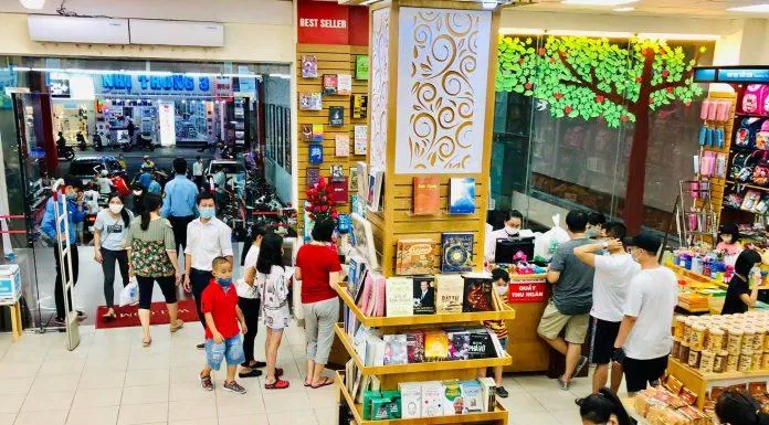 Nhà sách Fahasha Tân Định. (Nguồn: Internet)