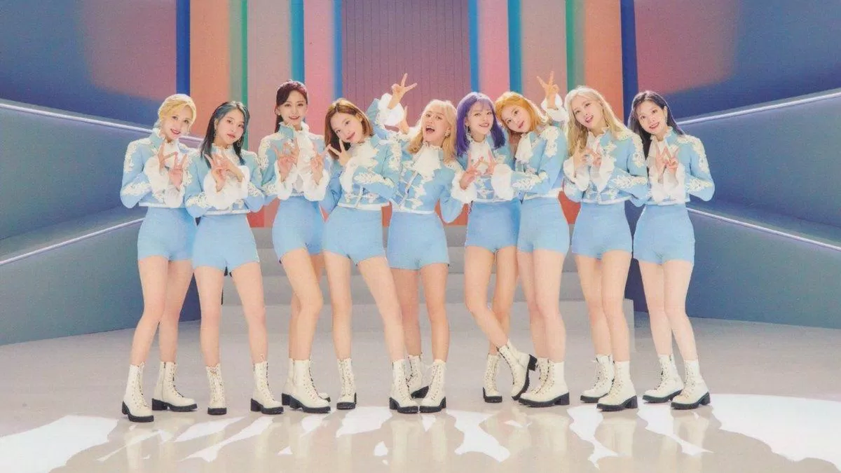 Các cô gái TWICE (ảnh: internet) Các cô gái TWICE (ảnh: internet)