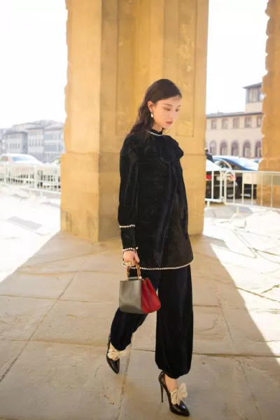 Muốn biết thế nào là phong cách của Gucci, hãy nhìn vào Nghê Ni (Nguồn: Internet)
