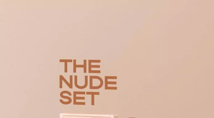The Nude Set - Bộ son OFÉLIA x Miracle Apo Flawsome Glowy Lip. (Nguồn: Internet)