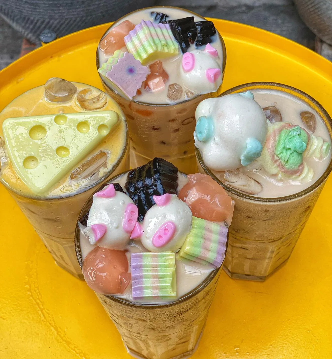 Team nghiện trà sữa hoàn toàn có thể gọi một ly đầy topping núng na núng nính này nha (Ảnh: Internet).