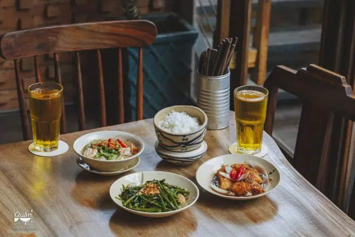 Thưởng thức bữa cơm gia đình giản dị, ấm cúng tại Bụi Bistro (nguồn: Fanpge Quán Bụi Group)