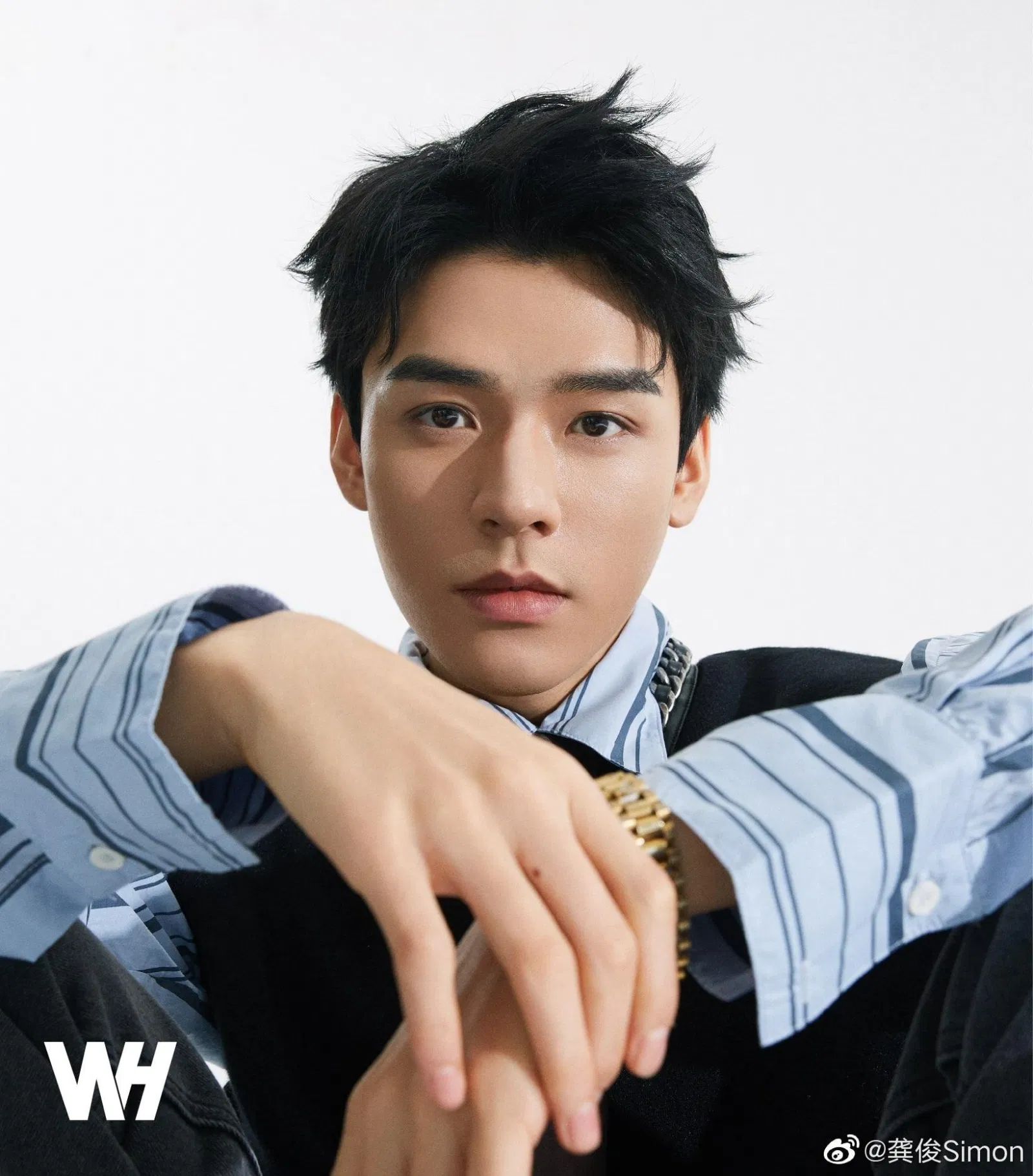 Cung Tuấn sở hữu gương mặt điển trai "không lối về" (Ảnh:Internet)