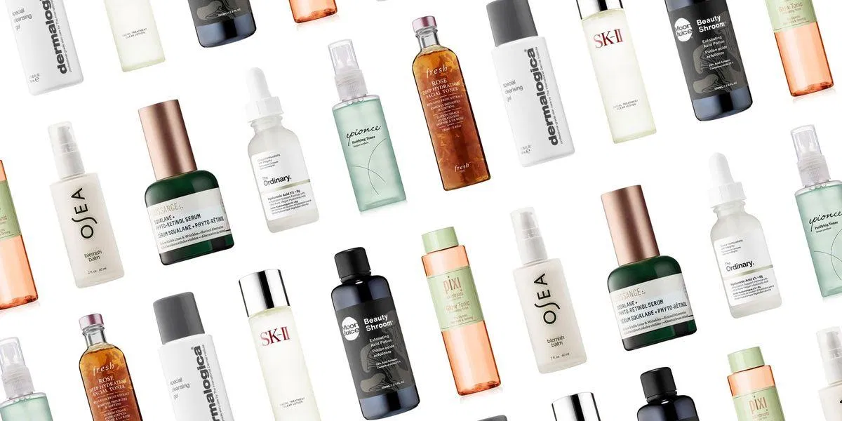 Những bạn mới bắt đầu skincare sẽ không khỏi hoang mang trước muôn vàn các loại mỹ phẩm (nguồn: Internet)