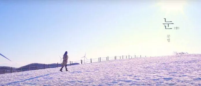 Một cảnh trong MV Snow (Ảnh: Internet)