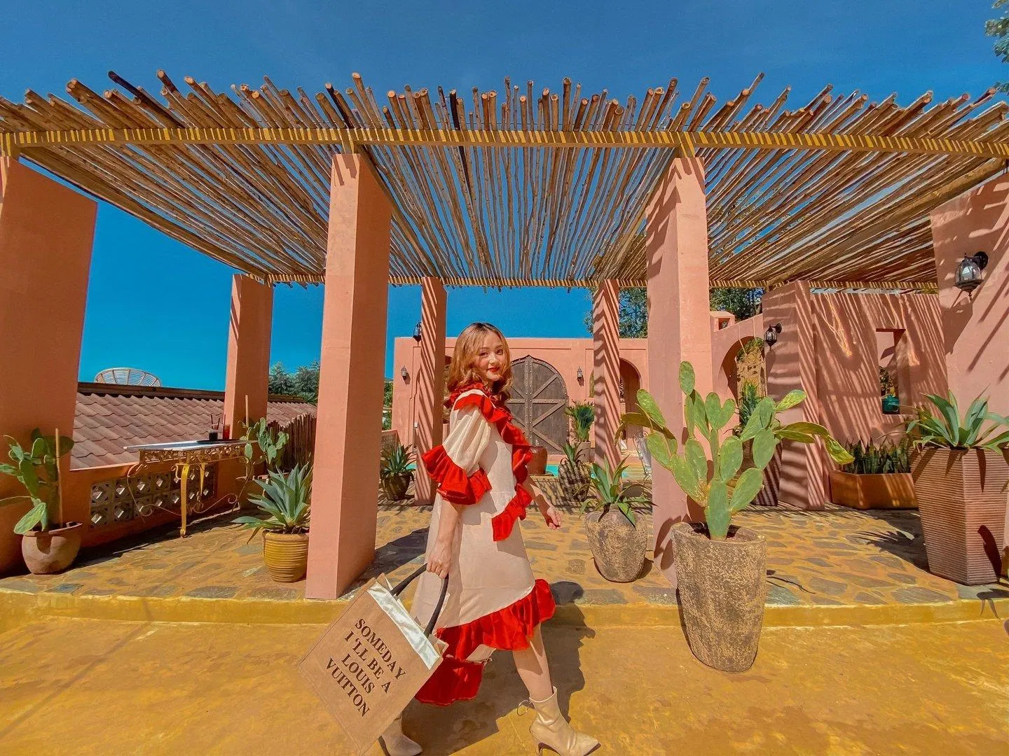 Nơi đây được nhiều du khách đến check - in và chụp ảnh (Nguồn: Internet)