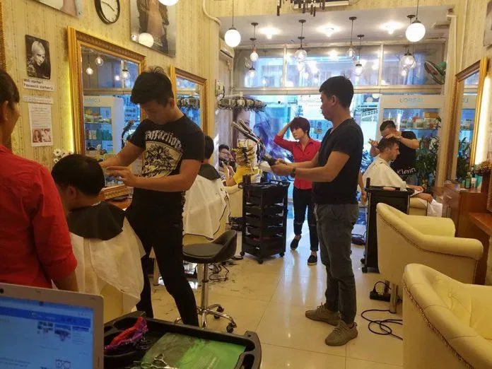 Star Hair Salon là địa chỉ làm tóc style Hàn Quốc ăn khách tại Quận 1. (Nguồn: Star Hair Salon)