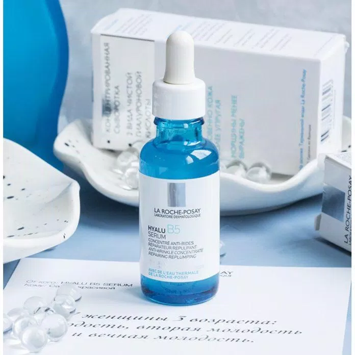 Serum La Roche Posay Hyalu B5 với hai màu trắng, xanh chủ đạo, kết hợp hài hòa với nhau ( Nguồn: internet)