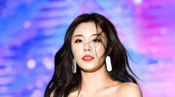 Wheein gây ấn tượng với tính cách tươi sáng và dễ thương đối lập với ngoại hình sexy. (Nguồn: Internet)