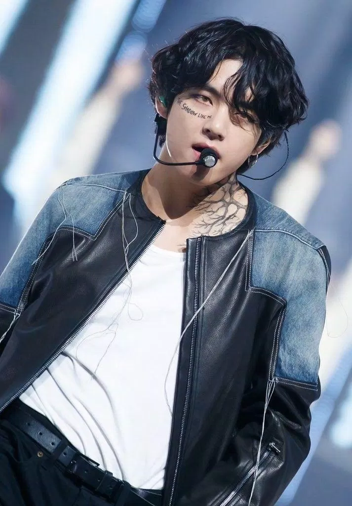 V là idol KPOP sở hữu fancam có view cao nhất trong năm 2020 (Ảnh: Internet)