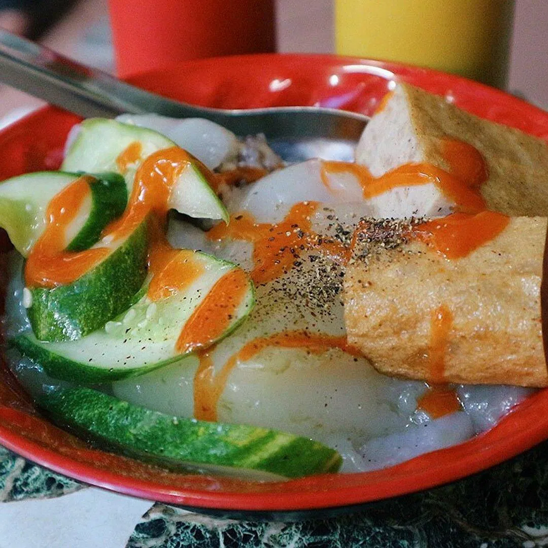 Thưởng thức món bánh giò thơm ngon nhà làm (Nguồn: Internet) Thưởng thức món bánh giò thơm ngon nhà làm (Nguồn: Internet)