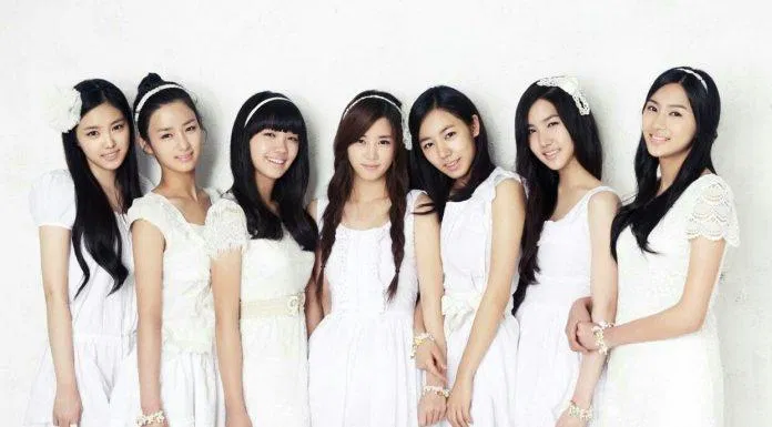 Đội hình ban đầu của Apink với 7 thành viên. (Ảnh: Internet)