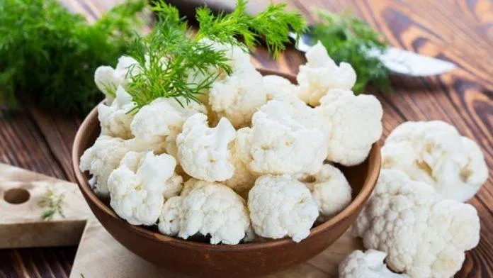 Súp lơ trắng là một loại thực phẩm tốt người bị trào ngược dạ dày (Nguồn: Internet). Súp lơ trắng là một loại thực phẩm tốt người bị trào ngược dạ dày (Nguồn: Internet).