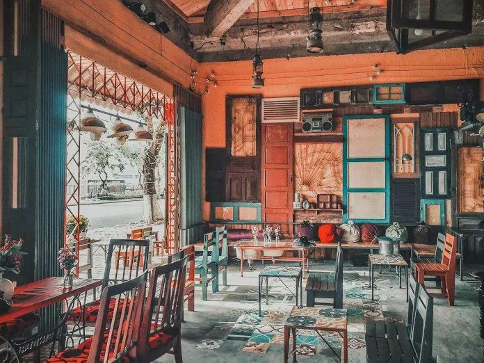 Bạn muốn tìm những thứ độc lạ thì nên ghé thăm 1975 coffe
