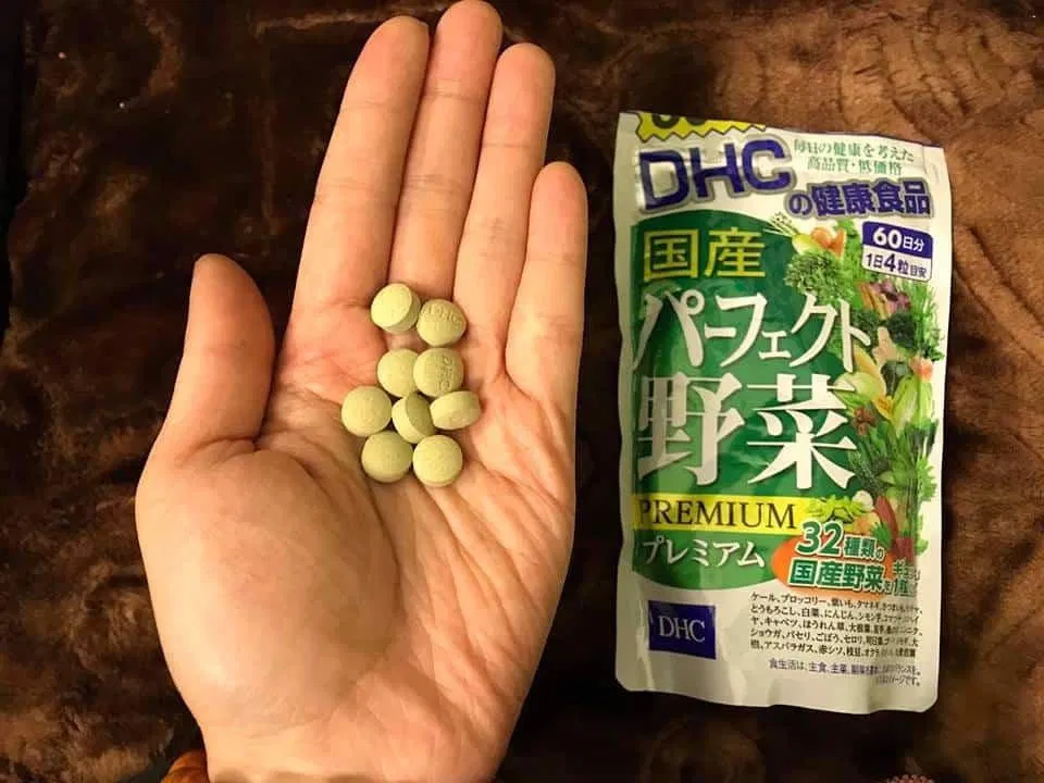 Viên uống DHC rau củ được thiết kế dạng viên nén, bo tròn dễ uống ( Nguồn: internet)