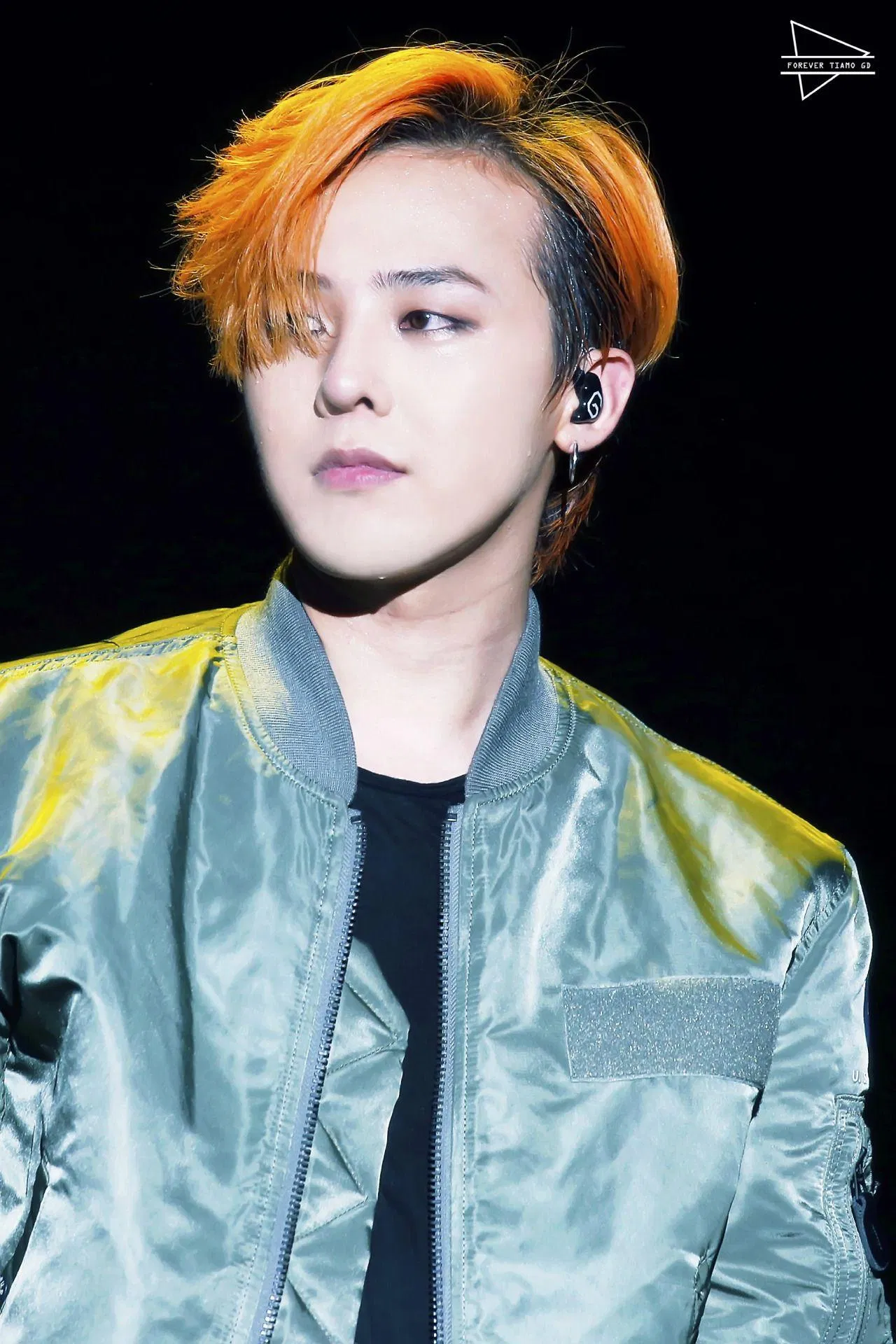 Ảnh fansite huyền thoại của GD Big Bang (Ảnh: Twitter)