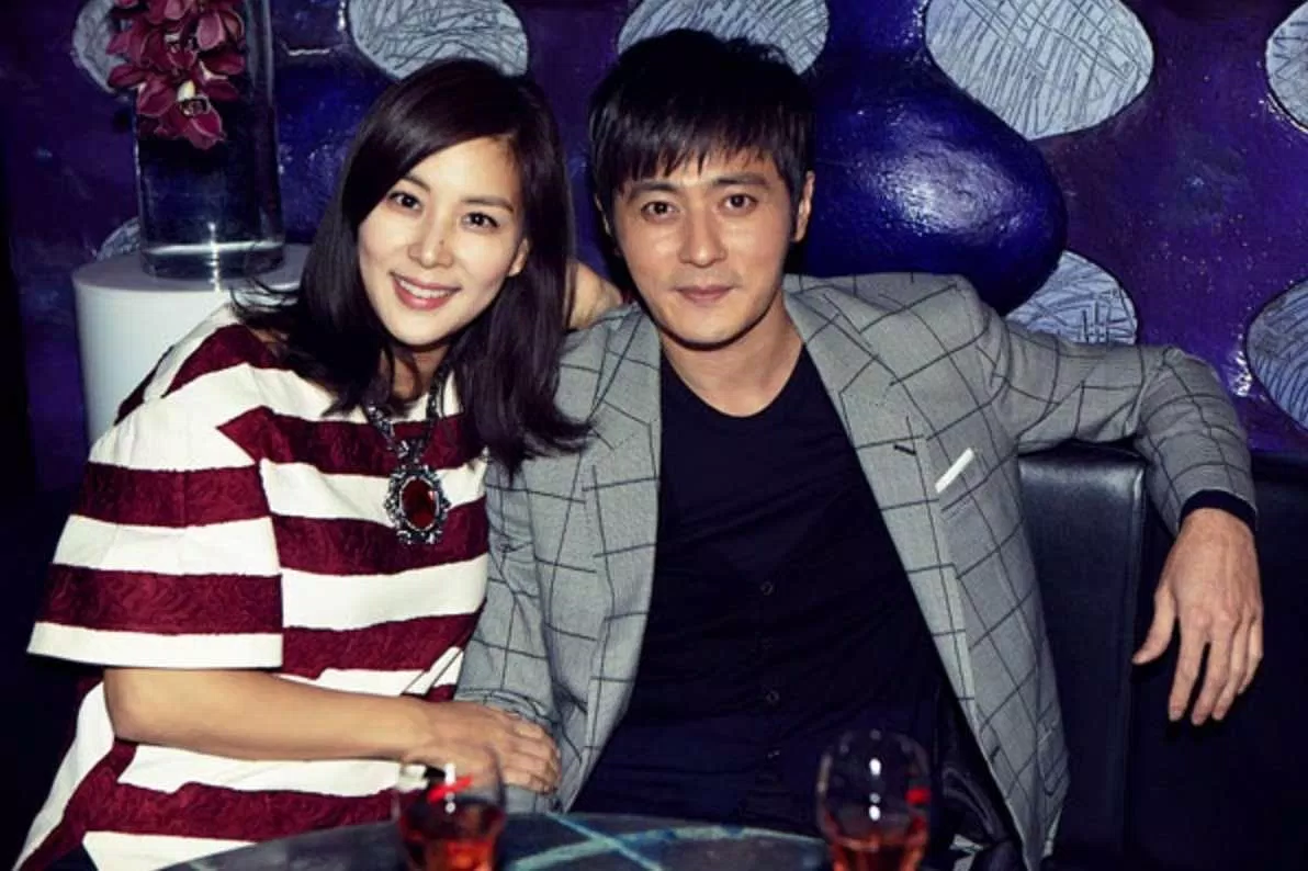 Go So Young bên người chồng điển trai Jang Dong Gun. (Nguồn: Internet)