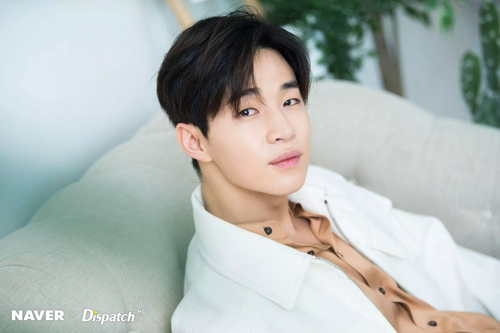 Henry Lau được mệnh danh là "thiên tài ngôn ngữ" khi nói được 5 thứ tiếng. (Ảnh: Internet) Henry Lau được mệnh danh là "thiên tài ngôn ngữ" khi nói được 5 thứ tiếng. (Ảnh: Internet)