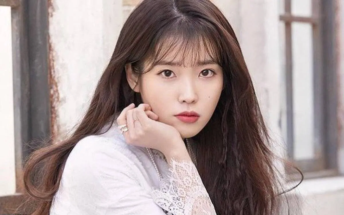 IU sẽ phá đảo các BXH âm nhac với album mới (Nguồn: Internet)