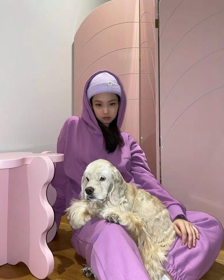bức ảnh được Jennie đăng trên Instagram bức ảnh được Jennie đăng trên Instagram
