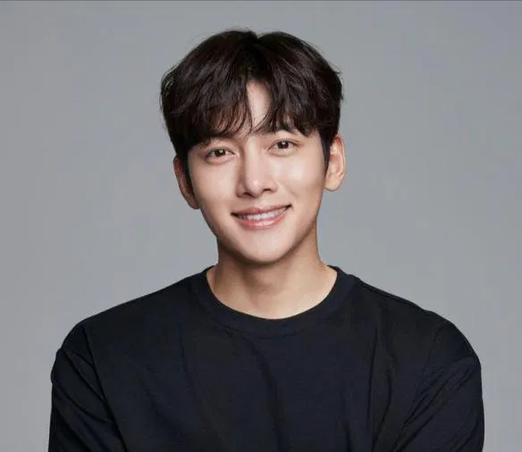 Ji Chang Wook sở hữu kênh Youtube đáng xem. (Nguồn: Internet)