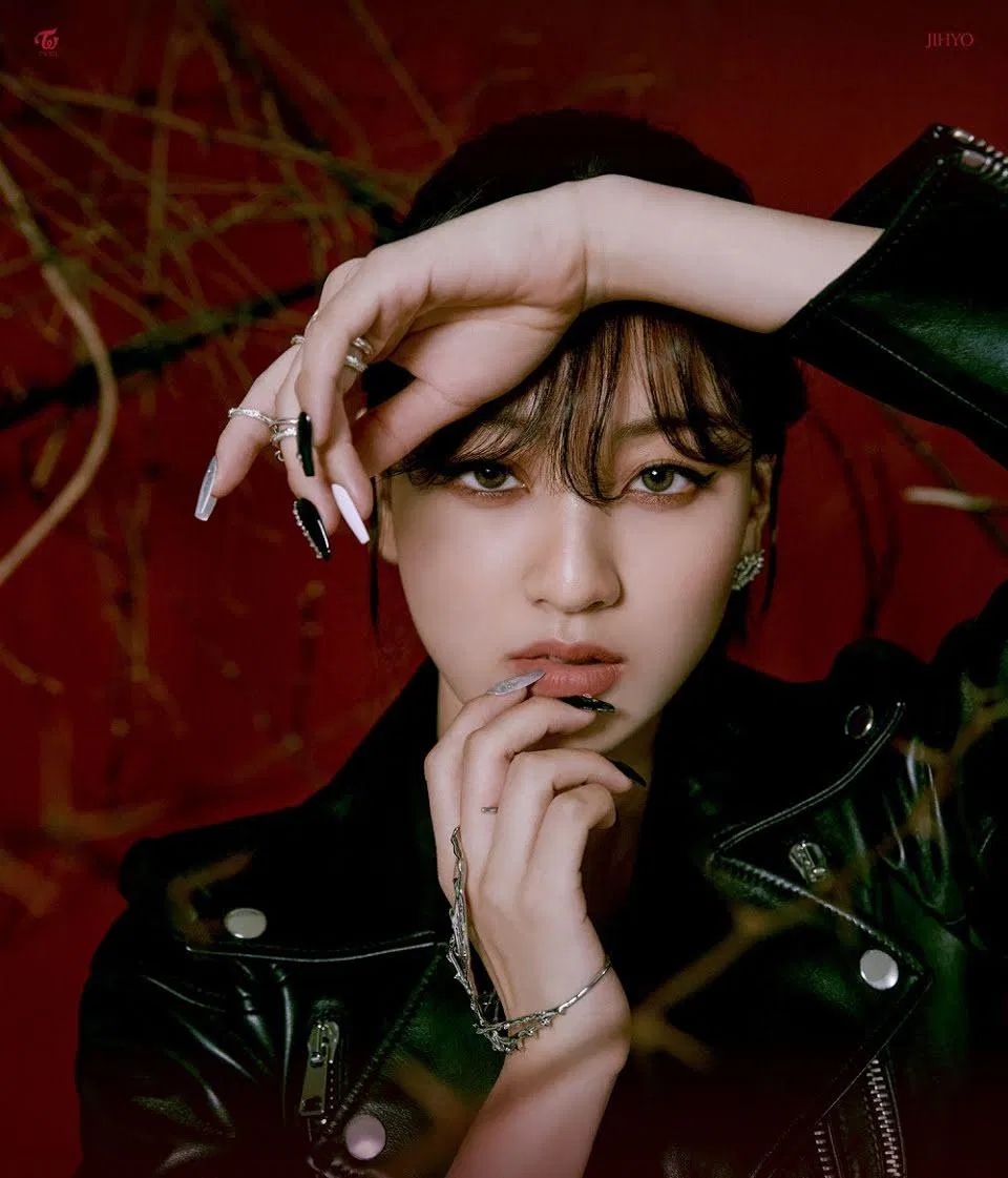 Jihyo cho rằng sự quen thuộc giữa các thành viên và mức độ thân thiết giữa bọn họ vẫn không có gì thay đổi. (Ảnh: Internet)