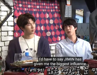 Jin nói rằng Jimin là nguồn cảm hứng của anh ấy (Ảnh: Youtube) Jin nói rằng Jimin là nguồn cảm hứng của anh ấy (Ảnh: Youtube)