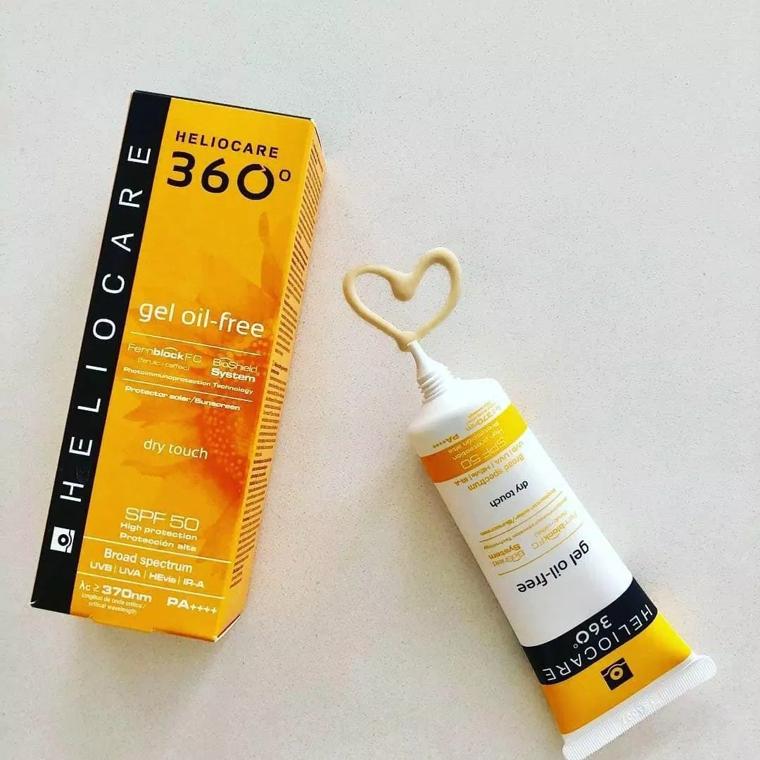 Kem chống nắng Heliocare 360 Gel Oil-Free SPF50+ có thiết kế dạng tuýp nhựa với nắp vặn màu đen (nguồn: Internet).