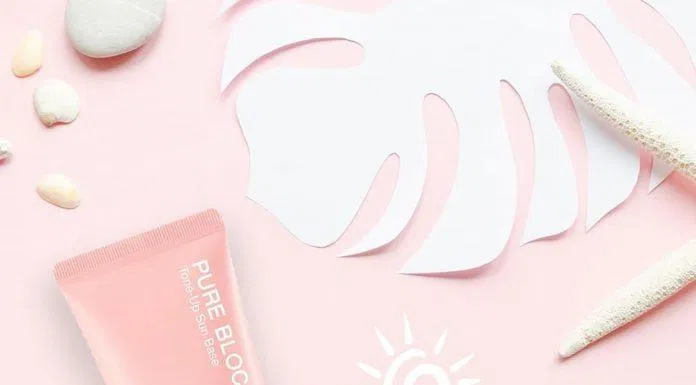Top 10 kem chống nắng nâng tone tốt nhất, đáng trải nghiệm nhất Apieu Avobenzone cell fusion Cell Fusion C Cyclopentasiloxane dầu hướng dương Dimethicone Ethylhexyl Methocinamate hoa cúc La Mã hoa hồng Homosalate Innisfree Kem chống nắng A pieu Pure Block Tone Up Sun Base Kem chống nắng Cell Fusion C Toning Sunscreen 100 kem chống nắng Innisfree Tone Up No Sebum Sunscreen kem chống nắng L Oreal Paris UV Perfect Instant White Kem chống nắng Missha All Around Safe Block Soft Finish Sun Milk kem chống nắng nâng tone kem chống nắng Romand Daily Sun Filter Tone Up Pick kem chống nắng Senka Perfect UV Essence Kem chống nắng Senka White Beauty Serum In CC kem chống nắng Sunplay Skin Aqua Tone Up UV Milk kem chống nắng The Saem Eco Earth Power Pink LOréal M tranexamic Acid Mexoryl Octionoxate Octocrylene rau má Romand Senka sunplay The Same Tinosorb S Titanium Dioxide Tocopherol trà xanh Uvinul A Plus Uvinul T 150 vitamin C xương rồng Zinc Oxide