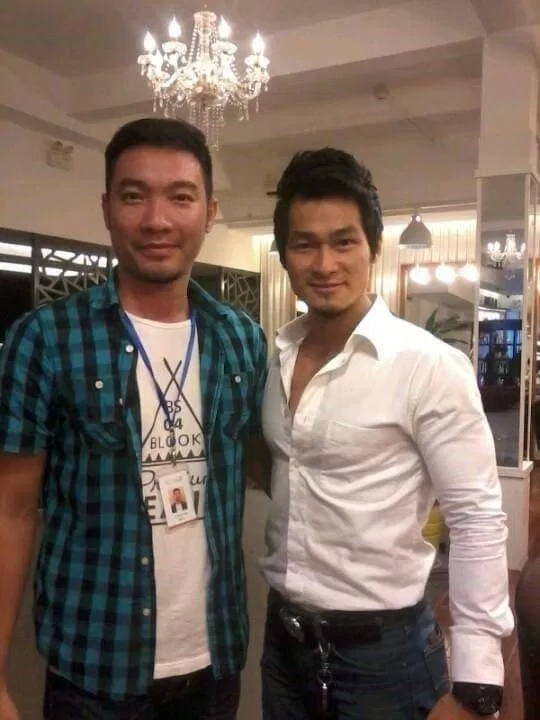 Chuyên gia tạo mẫu tóc Danny Nguyễn -Ảnh bên phải. (Ảnh: Internet)