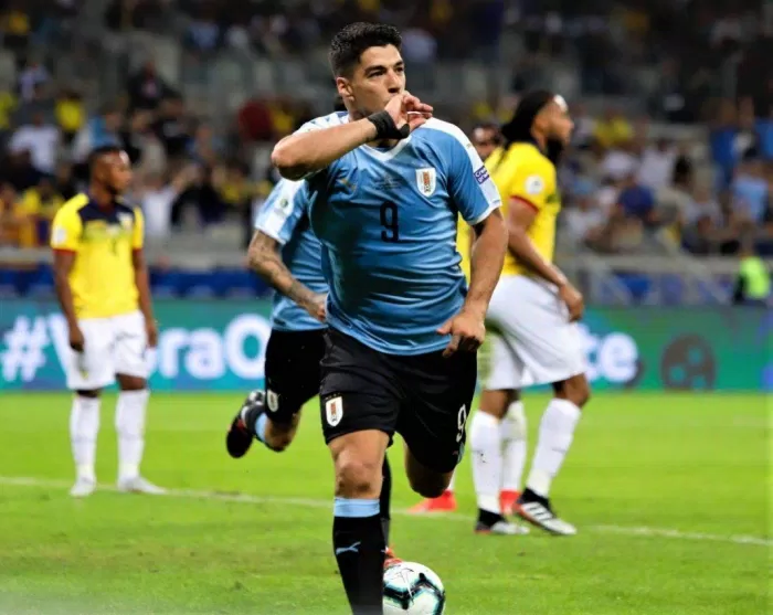 Hình ảnh Luis Suárez trong màu áo đội tuyển quốc gia