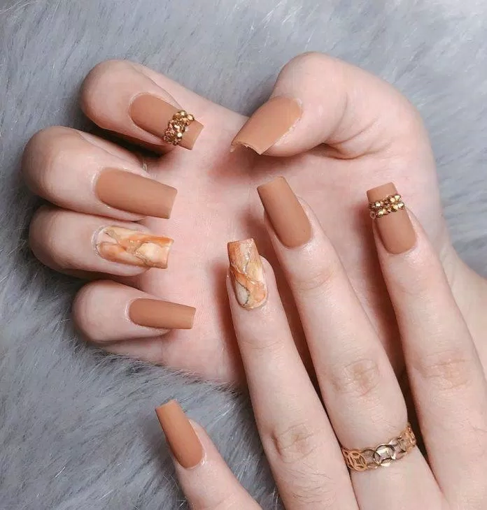 Mẫu nail Tết 2021 đẹp, nhẹ nhàng và tinh tế. (Ảnh: Internet)