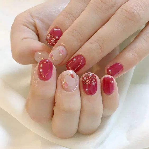 Mẫu nail Tết 2023 màu đỏ may mắn (Ảnh: Internet)