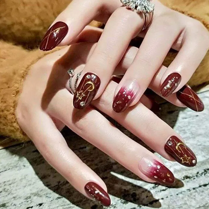 Mẫu nail Tết 2023 màu đỏ may mắn (Ảnh: Internet)