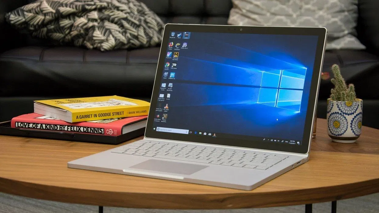 Microsoft Surface Book 2 (Nguồn: Internet)
