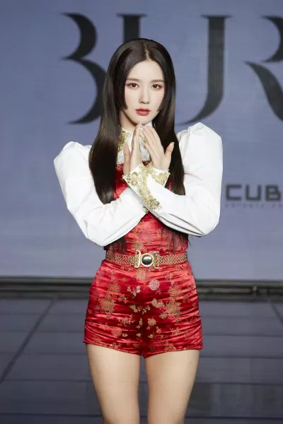Miyeon là thành viên mang quốc tịch Hàn Quốc thứ 2 của (G) I-DLE (Ảnh: Internet) Miyeon là thành viên mang quốc tịch Hàn Quốc thứ 2 của (G) I-DLE (Ảnh: Internet)